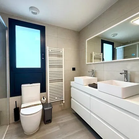 Alexia By Calpitality Apartment *